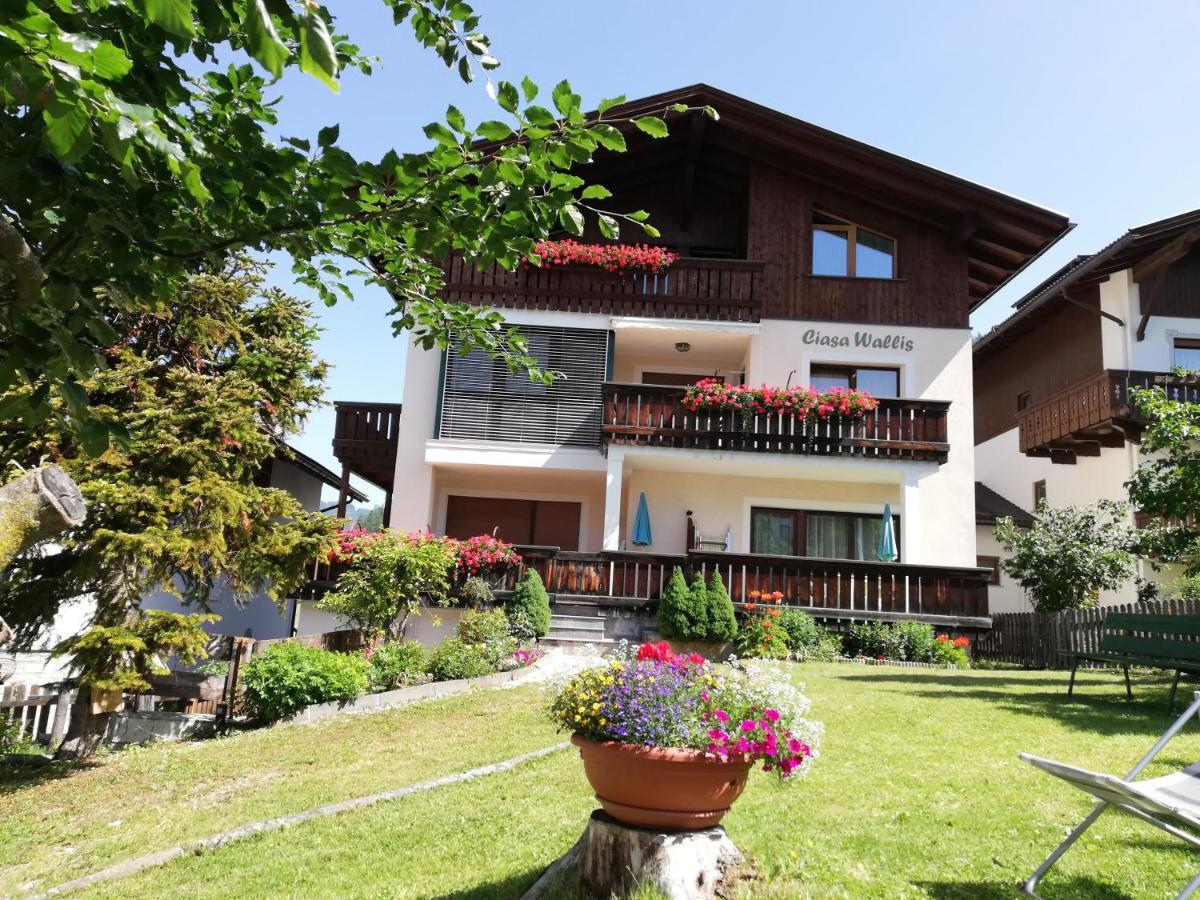Ciasa Wallis Badia (South Tyrol) Exterior foto