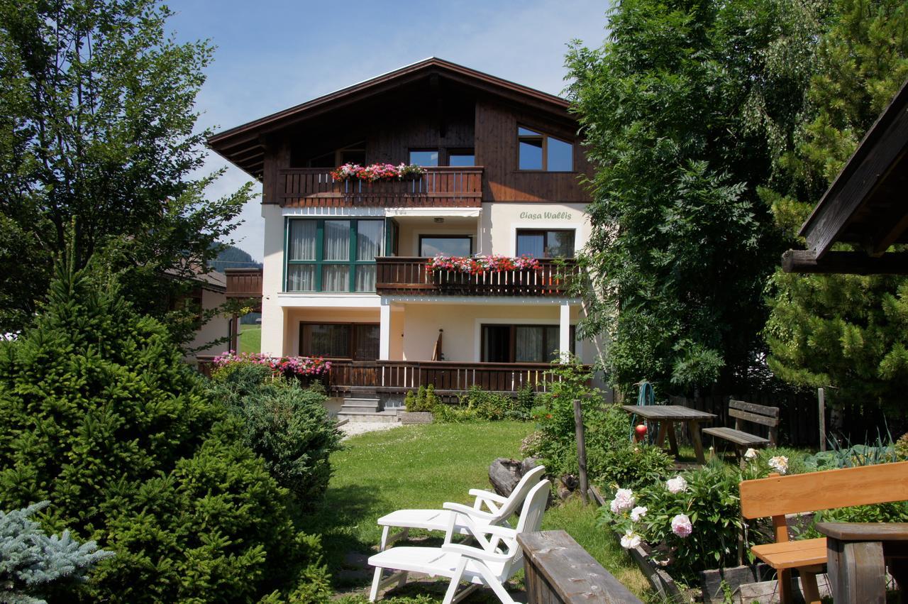 Ciasa Wallis Badia (South Tyrol) Exterior foto